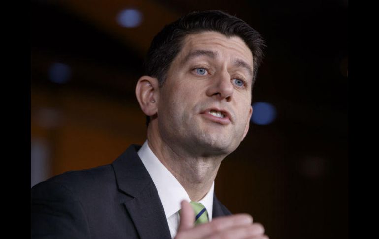 Paul Ryan hizo alusión a la Ley de Barda Segura aprobada el 29 de septiembre en 2006. AP / J. Scott