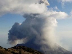 Protección Civil Jalisco pidió mantenerse al tanto de alertas si se mantiene o aumenta la actividad del volcán. ESPECIAL / Protección Civil Jalisco