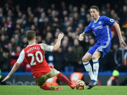 En una exhibición de poder el Chelsea no dejó lugar a las dudas en Stamford Bridge. EFE / A. Rain