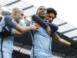 Guardiola tiene ahora certeza en su delantera, conformada por Gabriel Jesús (centro), Leroy Sane y Raheem Sterling. AP / M. Rickett