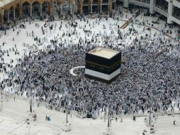 Según el Corán, la Kaaba fue construida por el profeta Abraham junto con su hijo Ismael y ha sufrido diversos derribos e incendios. TWITTER / @XHNews