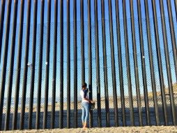 Actualmente Estados Unidos tiene ya 650 millas de barreras físicas en su frontera sur. SUN / ARCHIVO