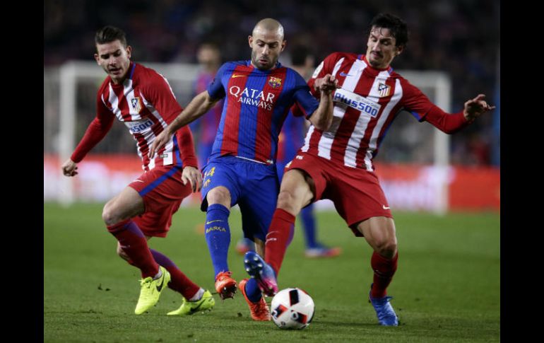 Mascherano terminó el partido ante Atlético de Madrid aquejado por problemas físicos. AP / M. Fernández