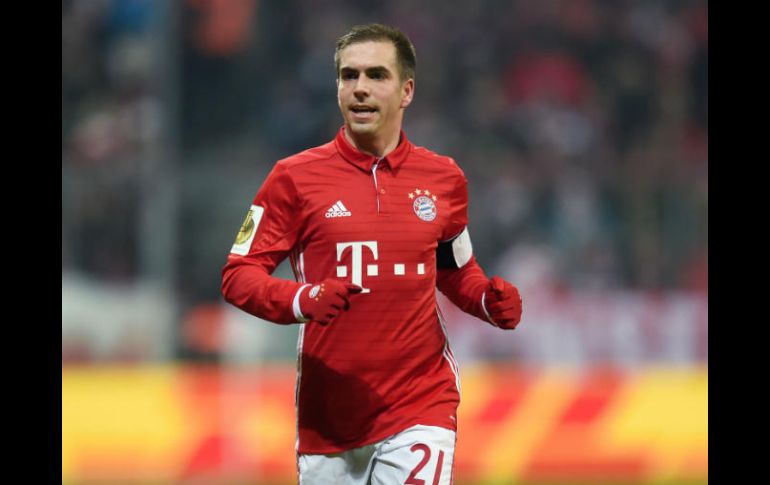 Lahm, quien ha jugado 501 partidos con Bayern y ganó con Alemania el Mundial de 2014, rechazó cargo como director deportivo del club. AFP / C. Stache