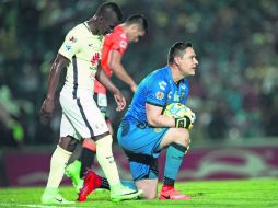 El martes, Moisés Muñoz mantuvo su valla intacta en el enfrentamiento que los Jaguares de Chiapas le ganaron al América. MEXSPORT / R. Ramírez