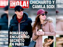 La pareja roba la portada de la publicación con una fotografía en la que se les ve besándose. ESPECIAL / mx.hola.com