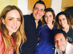 Andrea Legarreta compartió imágenes junto a familiares y amigos que la visitaron al hospital. INSTAGRAM / andrealegarreta