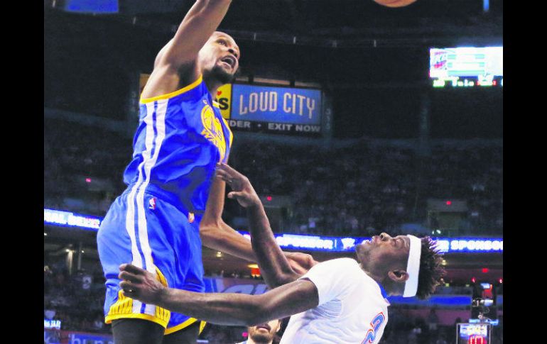 Imponente. En tres enfrentamientos contra el Thunder esta temporada, Kevin Durant acumula 113 puntos contra su ex equipo. AP / S. Ogrocki