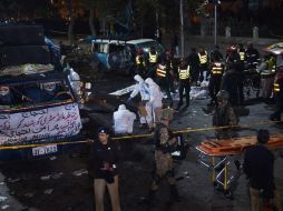 Entre las víctimas mortales se encuentran al menos dos altos mandos policiales de Lahore, al este de Pakistán. AFP / A. Ali