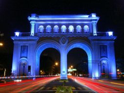 Arcos de Guadalajara. Edificados para celebrar el aniversario 400 de la ciudad. EL INFORMADOR / ARCHIVO