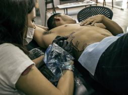 Recuerda: una pareja se va mucho más fácil de tu vida que un tatuaje. EL INFORMADOR / ARCHIVO