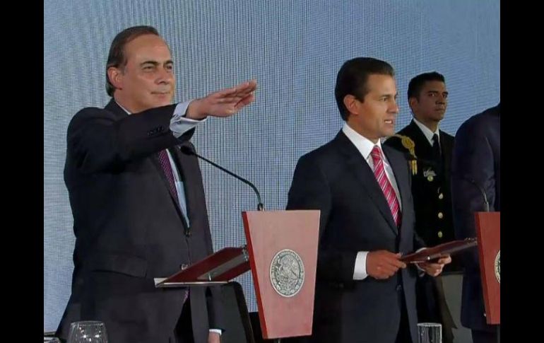 El presidente del Consejo Coordinador Empresarial expresó que México requiere pasar de los 'dichos a los hechos'. TWITTER / @PresidenciaMX