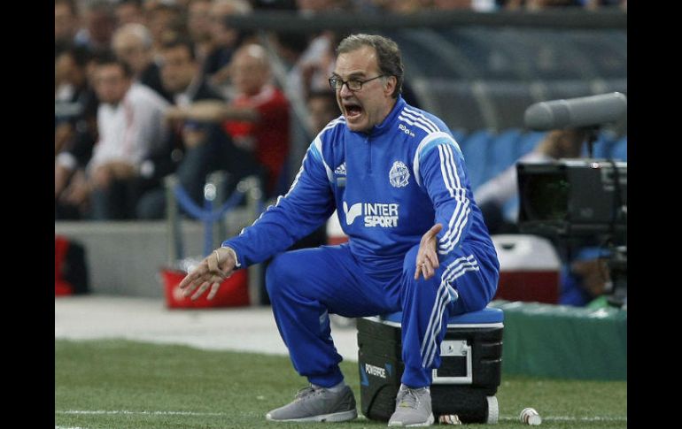 Bielsa, con fama de excéntrico, acumula tres títulos de campeón en Argentina, una medalla de oro, y cuatro subcampeonatos. AP / ARCHIVO