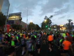 La carrera comenzó en punto de las 07:00 horas cerca de la glorieta La Minerva. EL INFORMADOR / A. Camacho