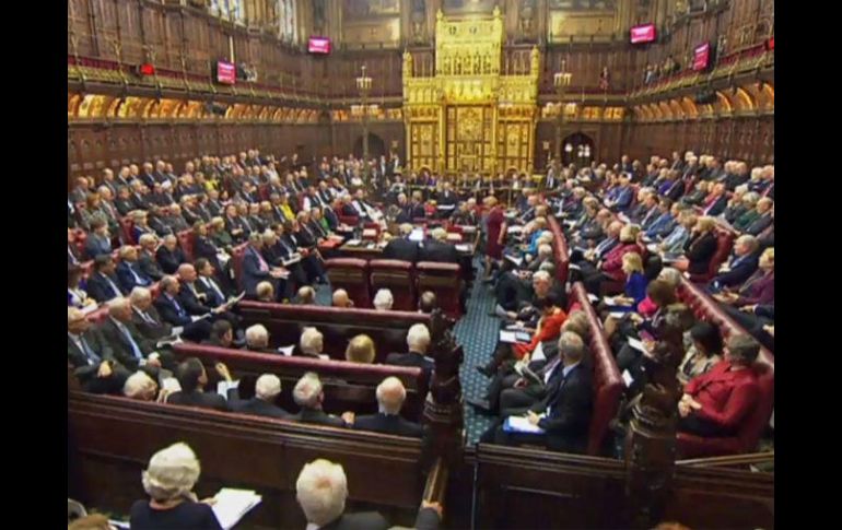 En un acto histórico, May asistió al inicio del histórico debate que es un paso legislativo más para seguir adelante con el 'Brexit'. AFP / PRU