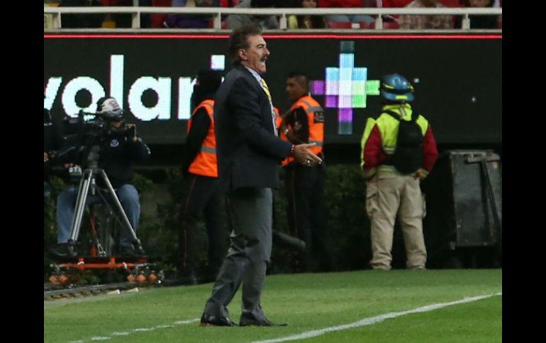 El entrenador de las Águilas ingresó al campo durante el segundo tiempo del Clásico nacional. EL INFORMADOR / ARCHIVO