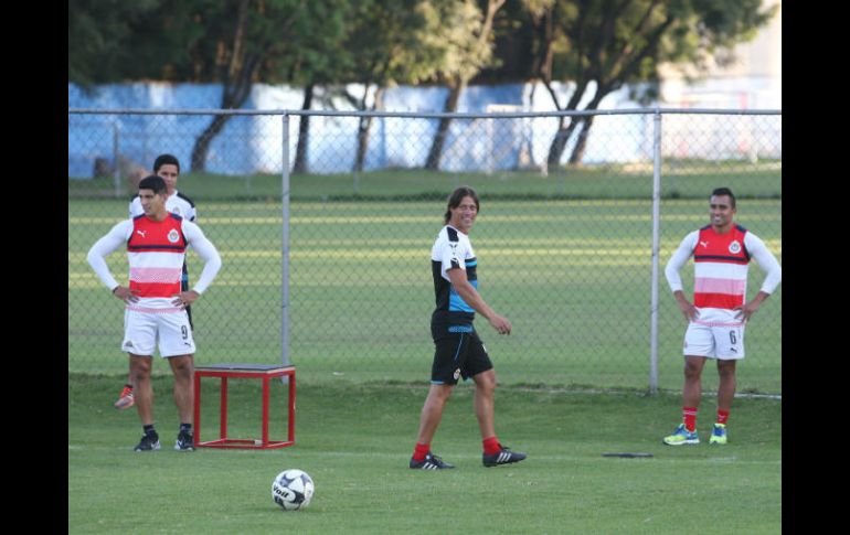 Chivas, asegura su entrenador, está reflejando en la cancha lo hecho en los entrenamientos. EL INFORMADOR / ARCHIVO