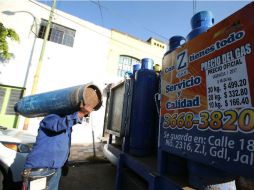 Los precios máximos del gas LP en Jalisco podrían fluctuar de 9.03 a 9.97 pesos. EL INFORMADOR / R. Tamayo