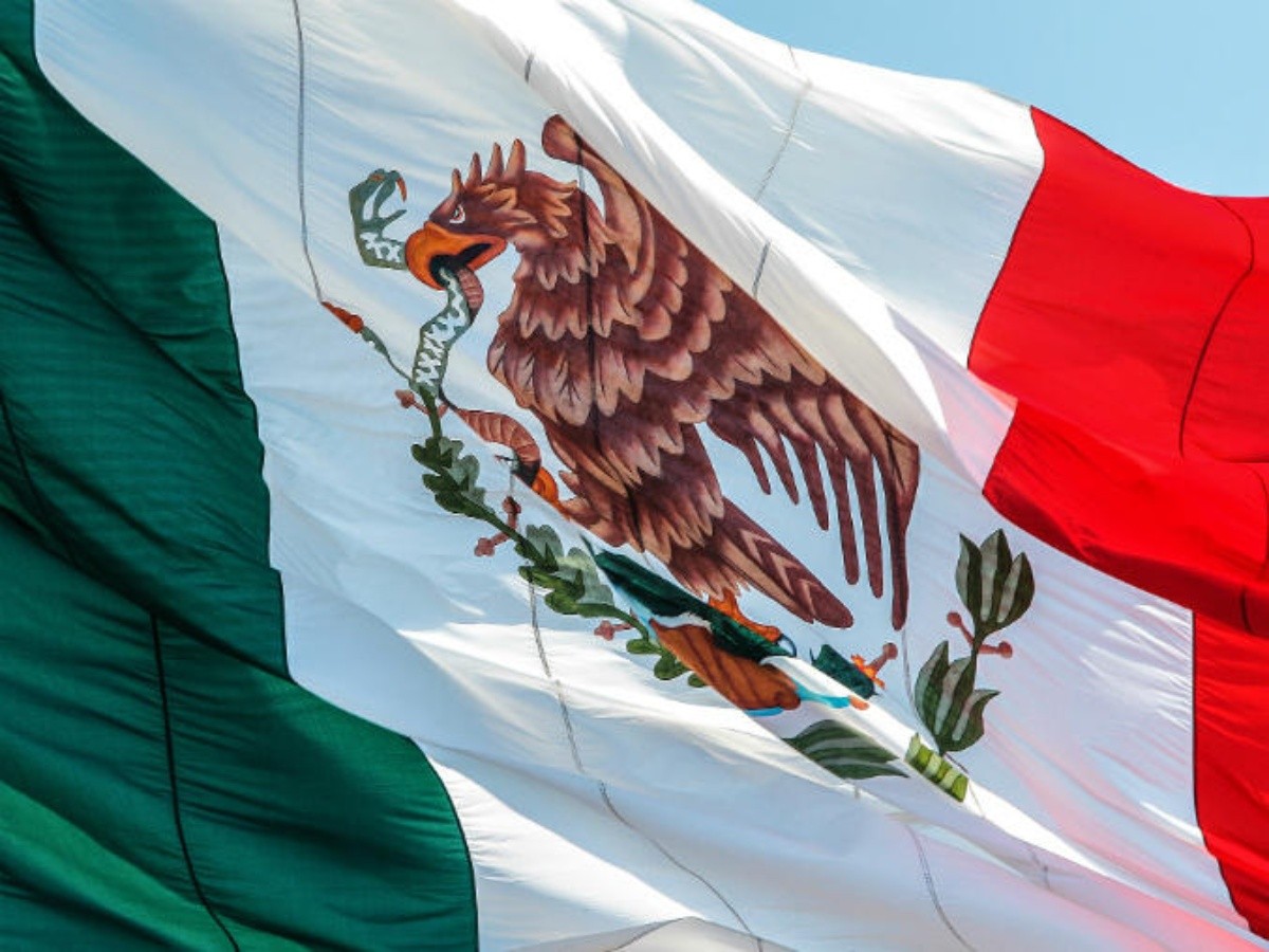 Hace 196 años ondeó por primera vez la bandera de México | El Informador