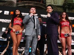 La pelea entre Saúl 'Canelo' Álvarez y Julio César Chávez Jr. no tendrá título de por medio... y ahora tampoco apuesta. TWITTER / @Canelo