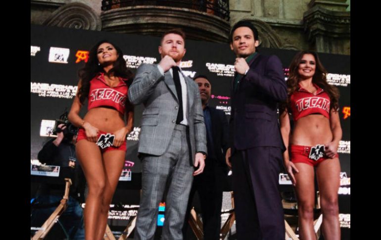 La pelea entre Saúl 'Canelo' Álvarez y Julio César Chávez Jr. no tendrá título de por medio... y ahora tampoco apuesta. TWITTER / @Canelo