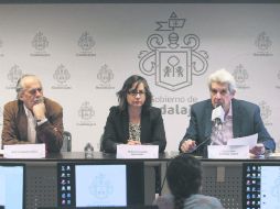 Presentación. Juan Palomar, Susana Chávez y Guillermo Ramírez, de izquierda a derecha. EL INFORMADOR / E. Barrera