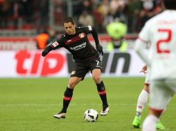 ''Chicharito'' tendrá una prueba complicada, aunque no imposible, ante un cuadro que no pierde en casa desde el 2015. TWITTER / @bayer04_en