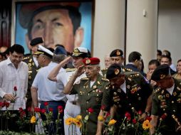 Miles de personas rindieron homenaje ante su féretro y más de 30 jefes de Estado asistieron al funeral. AP / F. Llano