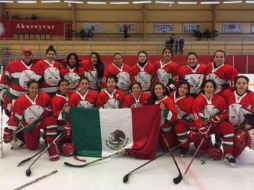 El conjunto femenil azteca de hockey sobre hielo jugará el siguiente torneo mundial en el Grupo A en busca de lograr el ascenso. ESPECIAL / Federación Deportiva de México de Hockey sobr