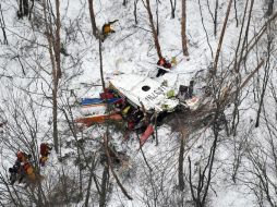 Equipos de rescate trabajan en el área, una de las más montañosas del archipiélago japonés. AP / D. Suzuki