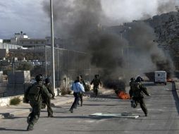 Reportan que hubo disparos y explosiones hasta la madrugada durante la incursión israelí en el campo de refugiados de Qadura. AFP / ARCHIVO