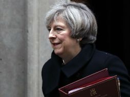 La primera ministra Theresa May quiere invocar el Artículo 50 del tratado de la UE antes de que finalice este mes. AFP / ARCHIVO