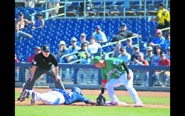 La Selección mexicana tuvo ayer el primero de dos partidos de preparación de cara al Clásico Mundial de Beisbol. TWITTER / @teammexicoBB