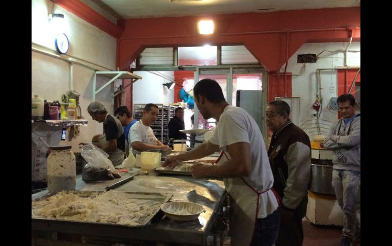 Las medianas y pequeñas empresas enfrentan un doble reto al ser ellos mismos quienes dependen de la continuidad de la empresa. NTX / ARCHIVO