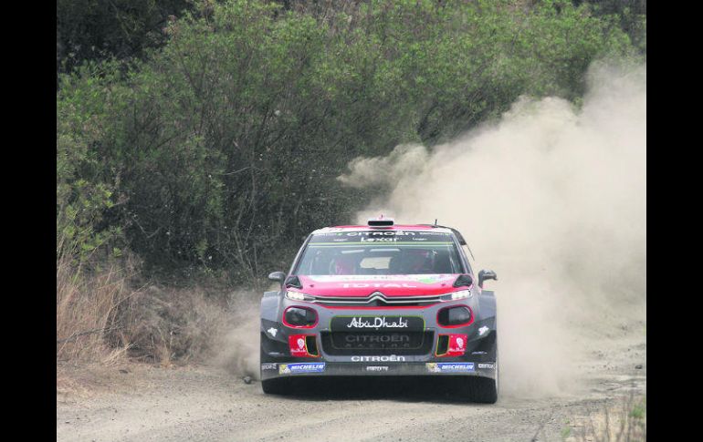 Con una diferencia de 30.9 segundos sobre Sébastien Ogier, Kris Meeke se enfila a la victoria en la edición número 14 del Rally. MEXSPORT / A. Sánchez