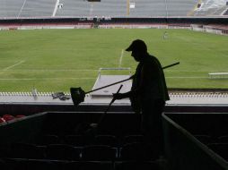 Cincuenta millones de pesos ya habían sido gastados en el funcionamiento de los estadios que albergarían partidos este fin de semana. SUN / ARCHIVO