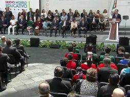 El nuevo modelo de educación se implementará de manera gradual, participativa y con flexibilidad, destacan. TWITTER / @PresidenciaMX