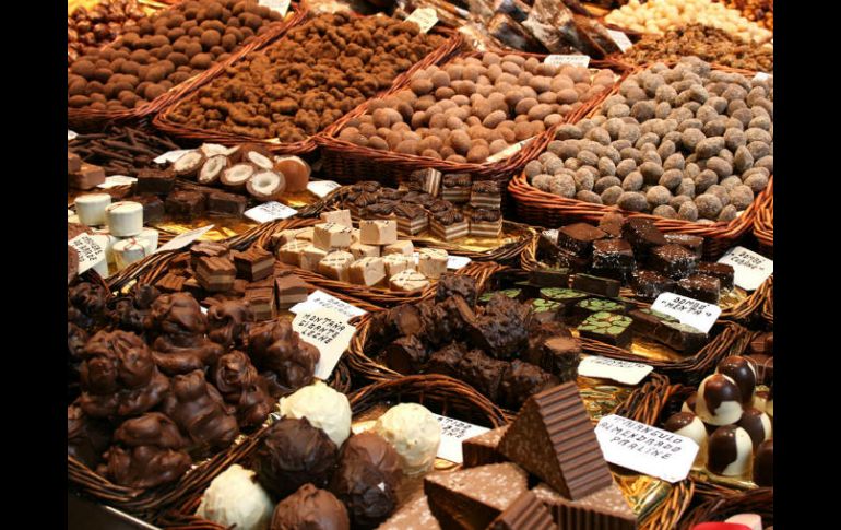 El chocolate es uno de los placeres culposos más deliciosos que existen y además está lleno de beneficios para nuestra salud. NTX / ARCHIVO