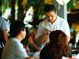 Hay personas, que en un bar, antro o restaurante podrían mostrar alguna falta de respeto a los meseros. EL INFORMADOR / ARCHIVO