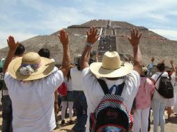 Proteger la piel, con protector solar o sombreros, es una recomendación para los asistentes a las zonas arqueológicas. NTX / ARCHIVO