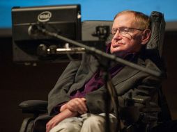 Considerado uno de los científicos más influyentes del último siglo, Hawking ha hecho contribuciones al conocimiento del Universo. AP / ARCHIVO