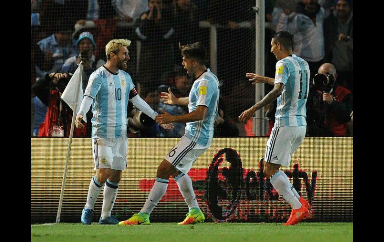 Argentina intentará superar en la clasificación a Chile, que los aventaja por un punto.. TWITTER / @Argentina