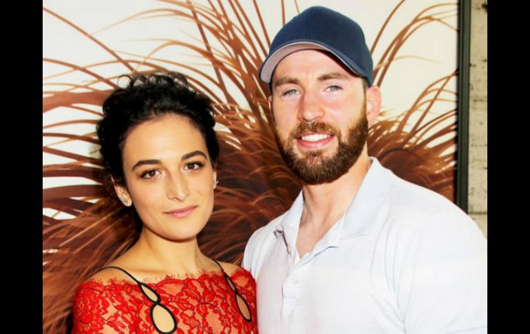 Jenny Slate y Chris Evans sostuvieron una relación de casi un año. ESPECIAL / www.usmagazine.com