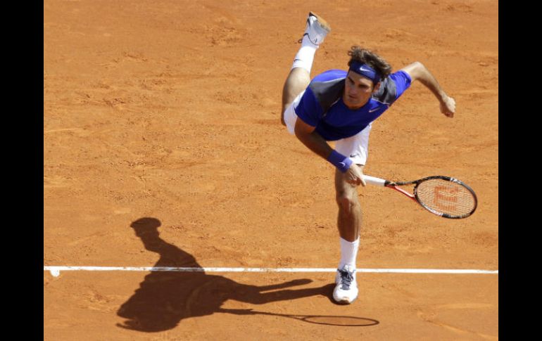 Federer, sexto del ranking mundial, no ha anunciado su calendario para la temporada sobre tierra batida. AP / ARCHIVO