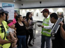 Algunos usuarios de la Línea 2 preguntaron cómo transbordar a los camiones. EL INFORMADOR / A. Camacho