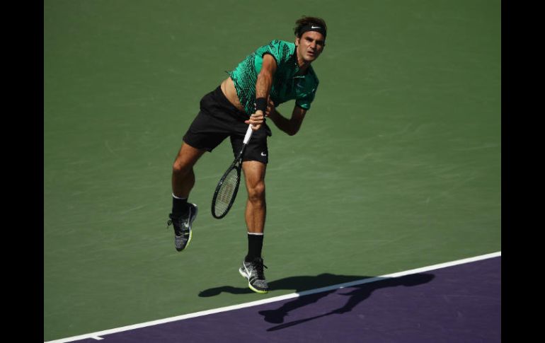 Roger Federer se dedicó a brindar un buen espectáculo y a gestionar un triunfo sin sobresalto alguno. AFP / J. Finney