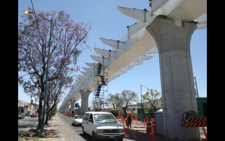 Autoridades aseguran que las obras de la Línea 3 no impedirán que la gente acuda al centro de Zapopan. EL INFORMADOR / ARCHIVO