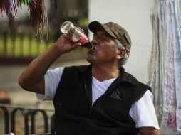 El exceso de refresco genera cálculos renales, ya que éstas impiden limpiar el organismo. EL INFORMADOR / ARCHIVO