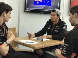 El tapatío se muestra optimista, ya que Force India suele levantarse después de inicios complicados. TWITTER / @SChecoPerez