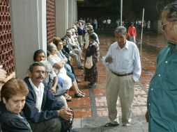 Con la ayuda de diversas herramientas tecnológicas, perder el tiempo en largas filas será cosa del pasado. EL INFORMADOR / ARCHIVO